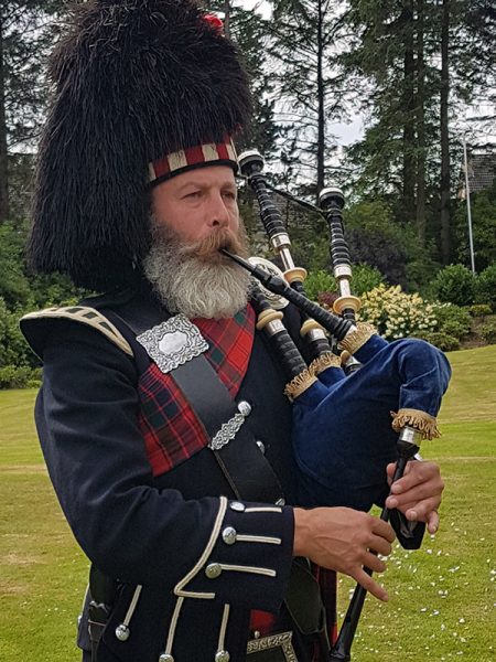 The Kilt Experience Professional Piper, Scottish Highland Bagpiper